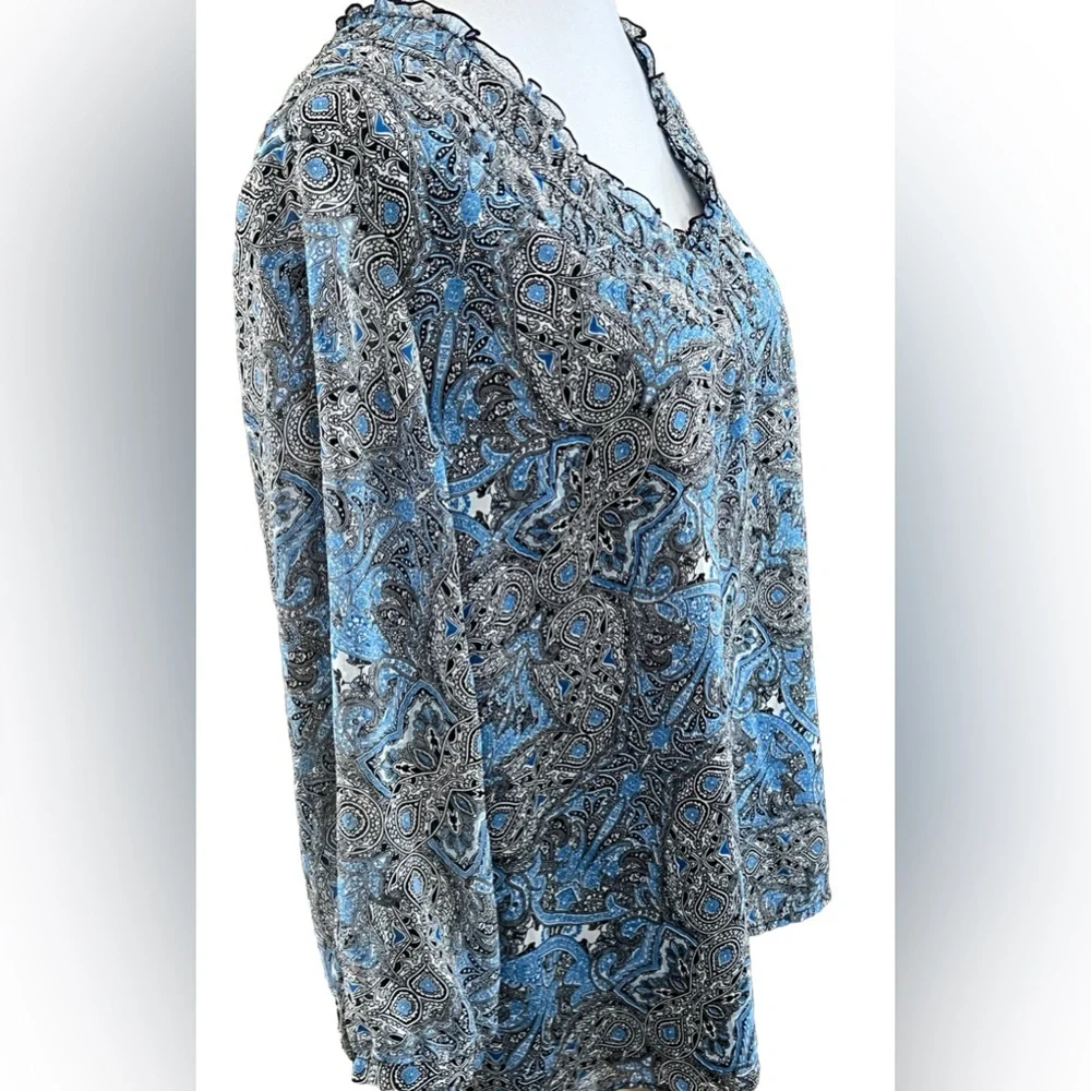 COLDWATER CREEK Blue Black & White Semi Sheer Chiffon Paisley Blouse Medium - Picture 3 of 8
